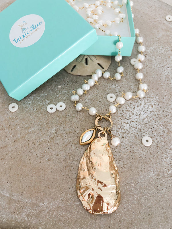 Fresh Water Pearl & Oyster Pendant Necklace