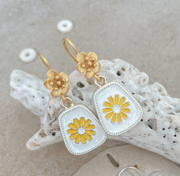 White Daisy Drop Flower Earrings